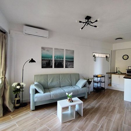 Amazing Front Sea View Studio. Marbella Centre Exteriör bild