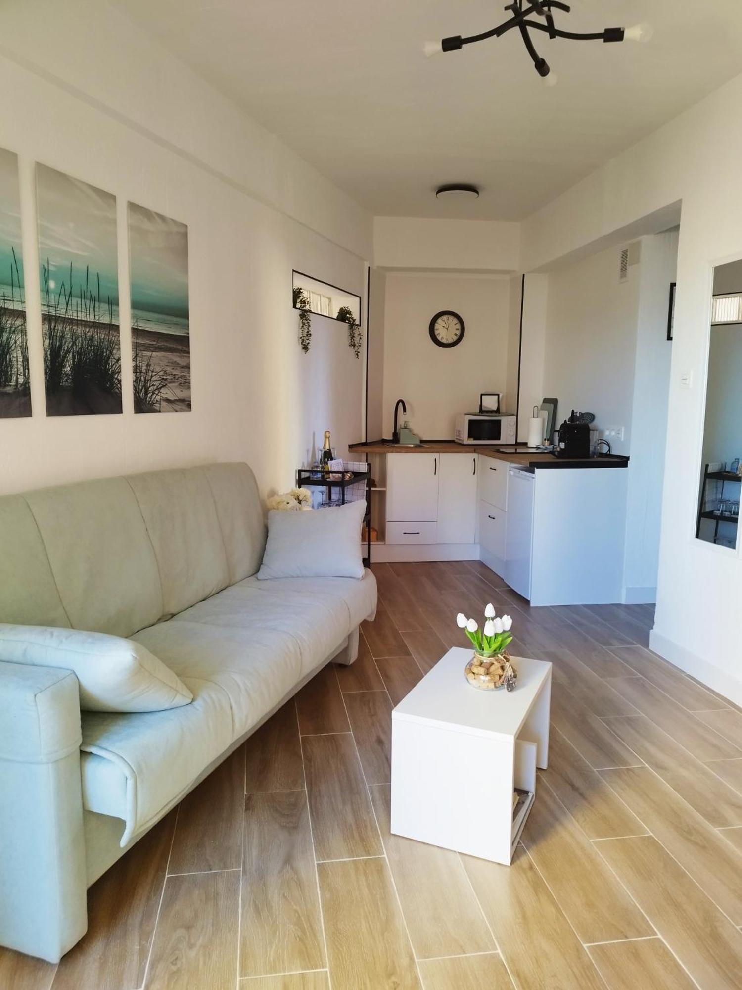 Amazing Front Sea View Studio. Marbella Centre Exteriör bild